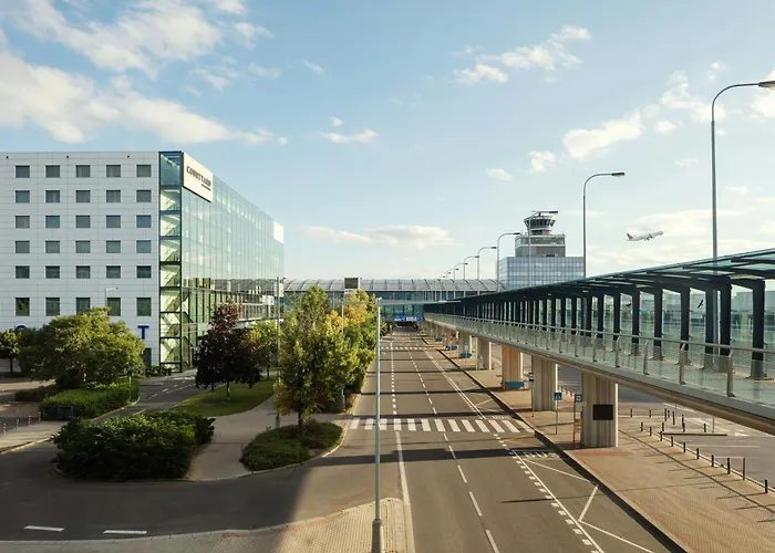 Courtyard By Marriott Prague Airport Hotel